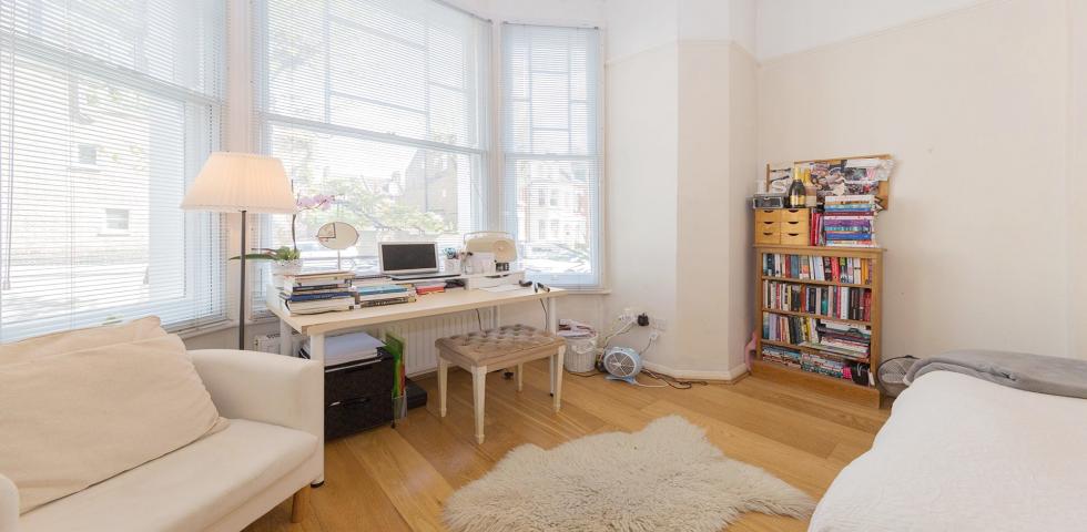 			NEW INSTRUCTION (Private Garden), 2 Bedroom, 1 bath, 1 reception Flat			 Callcott Road, KILBURN